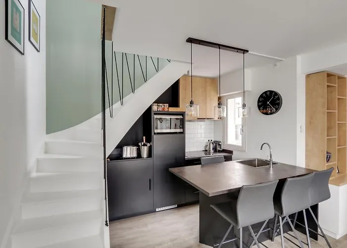 Sublime Duplex Cathedrale Apartment *